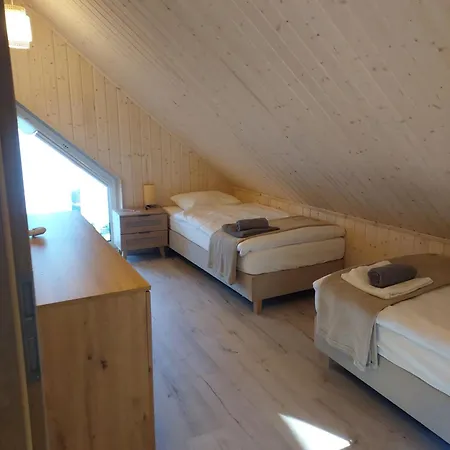 Czarnowodzianka W Pierwszej Linii Brzegowej Z Widokiem Na Jezioro Resort